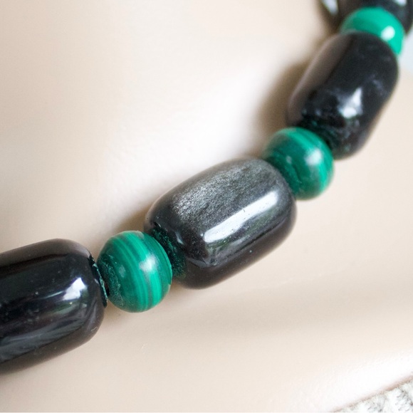 Vintage Silver Sheen Obsidian & Malachite Beaded Necklace with Geometric Pendant - Picture 3 of 10
